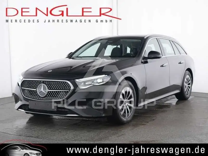 2025 Mercedes Benz E 220