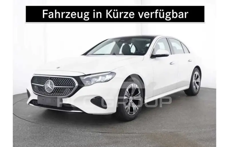 2025 Mercedes Benz E 220