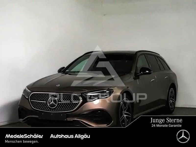 2025 Mercedes Benz E 220