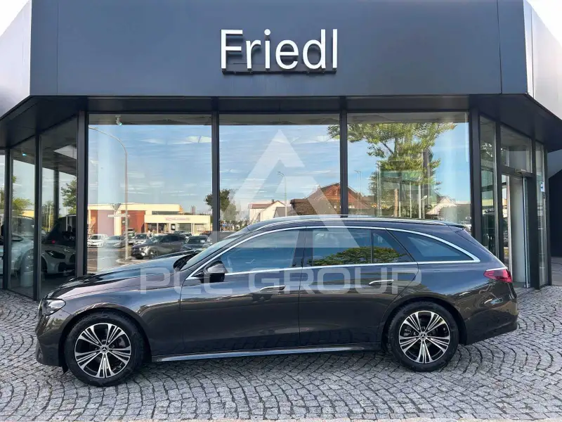 2025 Mercedes Benz E 220