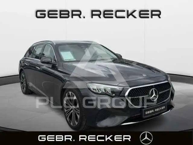 2025 Mercedes Benz E 220