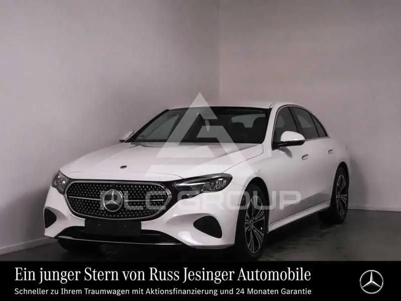 2025 Mercedes Benz E 220