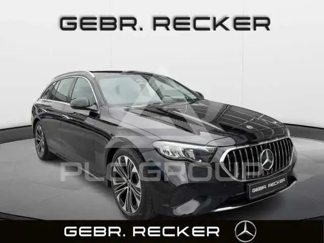 2025 Mercedes Benz E 220