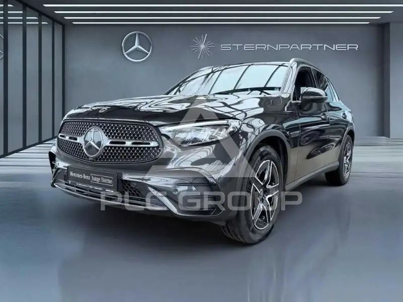 2025 Mercedes Benz GLC 200