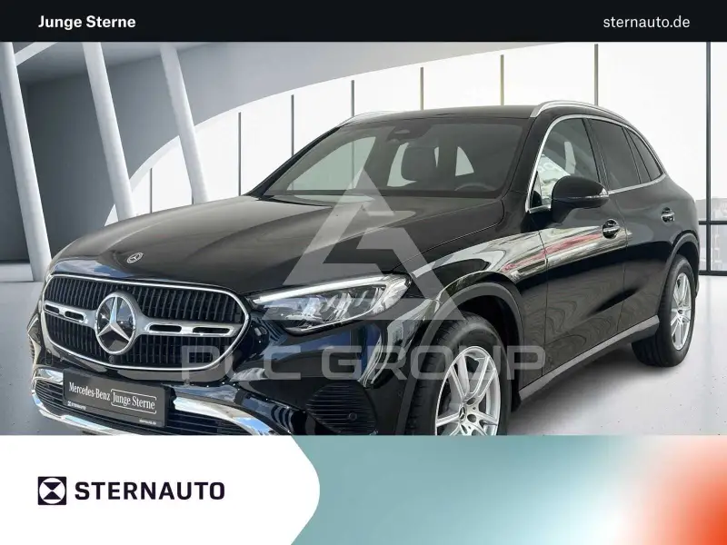2025 Mercedes Benz GLC 200
