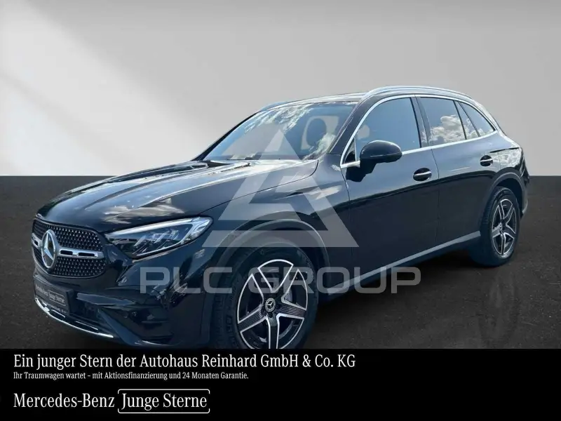 2025 Mercedes Benz GLC 200