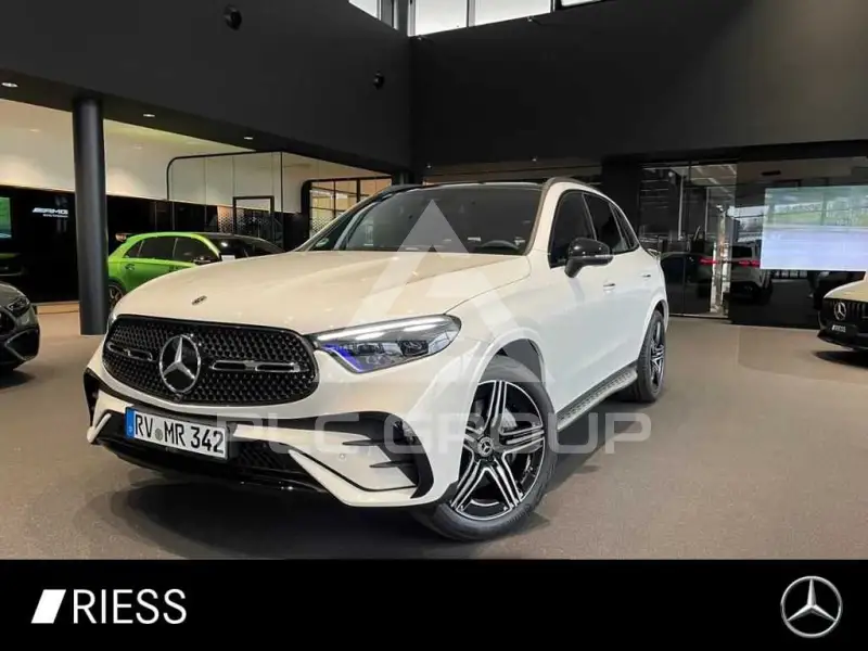 2025 Mercedes Benz GLC 200