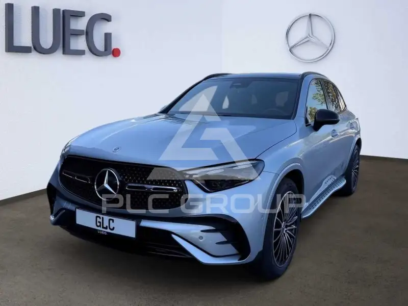 2025 Mercedes Benz GLC 200