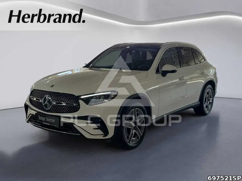 2025 Mercedes Benz GLC 200