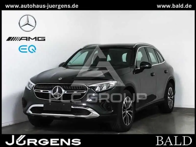 2025 Mercedes Benz GLC 200