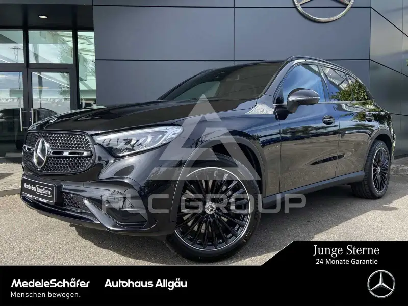 2025 Mercedes Benz GLC 200