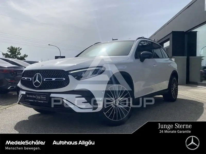 2025 Mercedes Benz GLC 200
