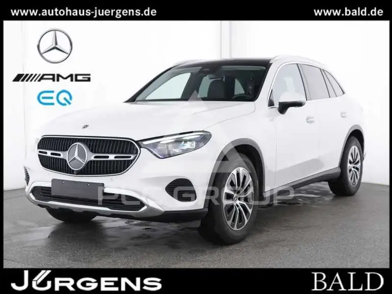 2025 Mercedes Benz GLC 200