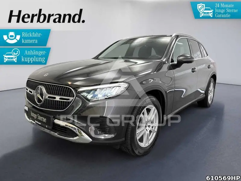 2025 Mercedes Benz GLC 200