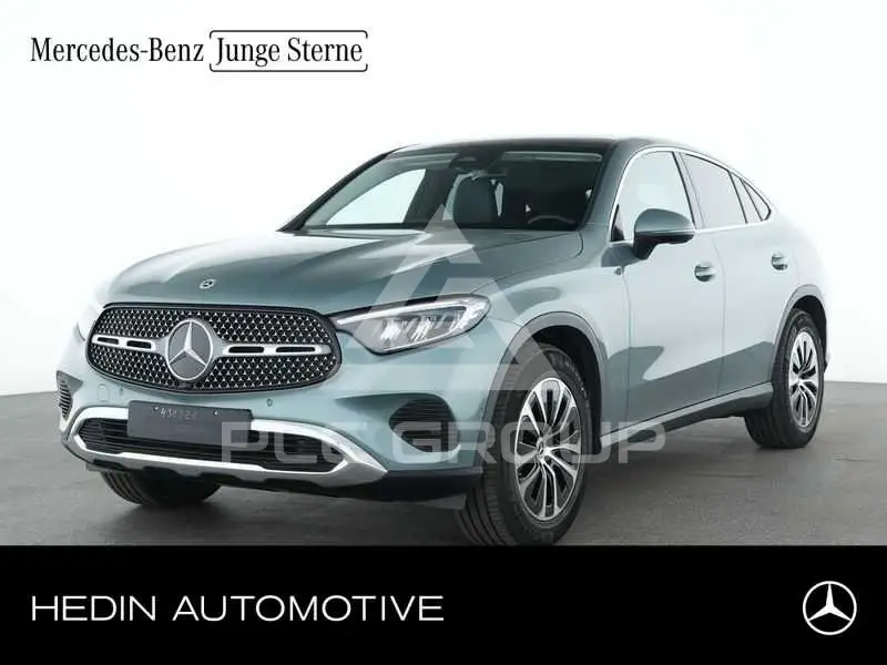 2025 Mercedes Benz GLC 200