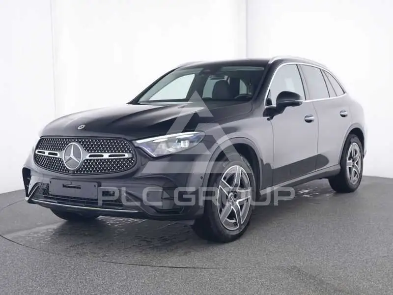 2025 Mercedes Benz GLC 200
