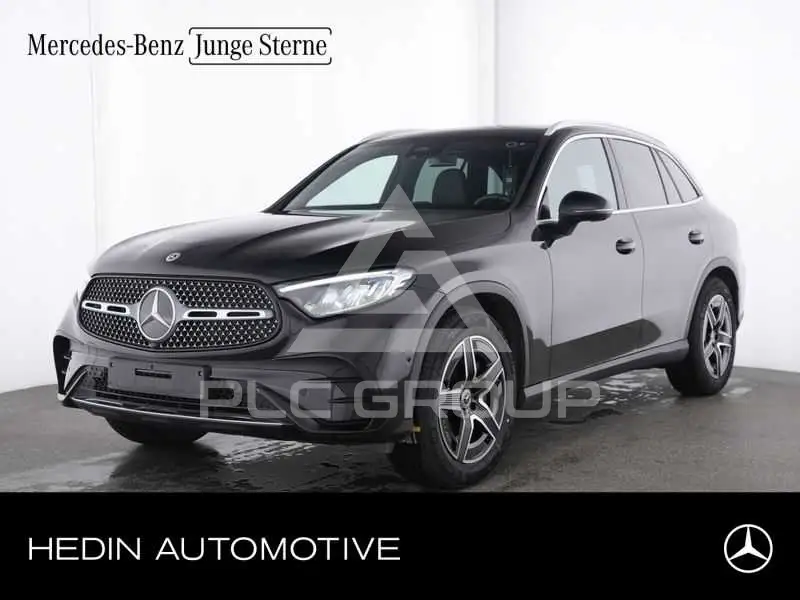 2025 Mercedes Benz GLC 200