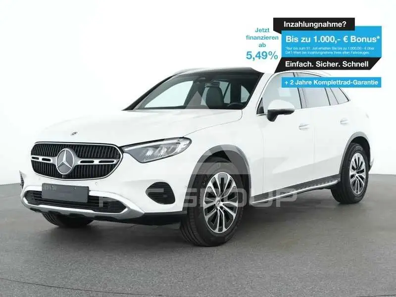 2025 Mercedes Benz GLC 200