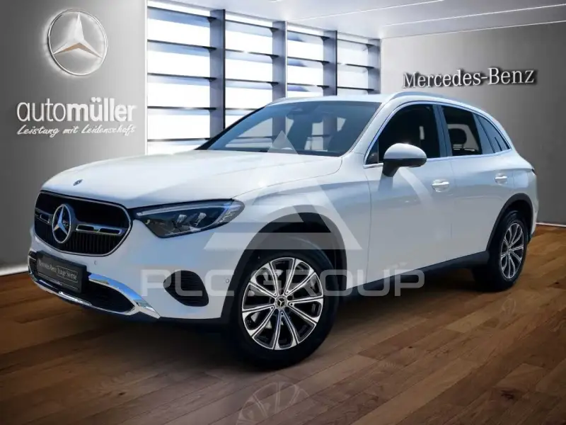 2025 Mercedes Benz GLC 200