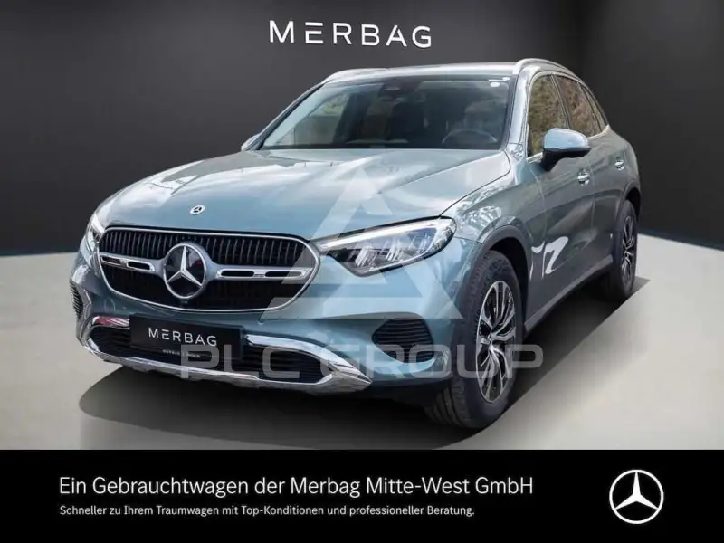 2025 Mercedes Benz GLC 200