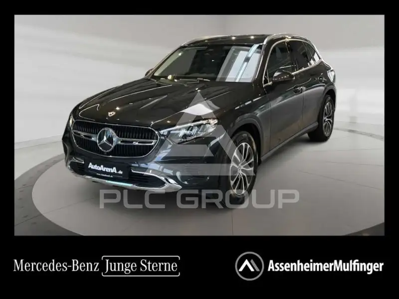 2025 Mercedes Benz GLC 200