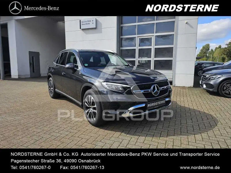 2025 Mercedes Benz GLC 200