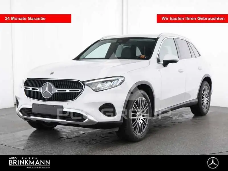 2025 Mercedes Benz GLC 200