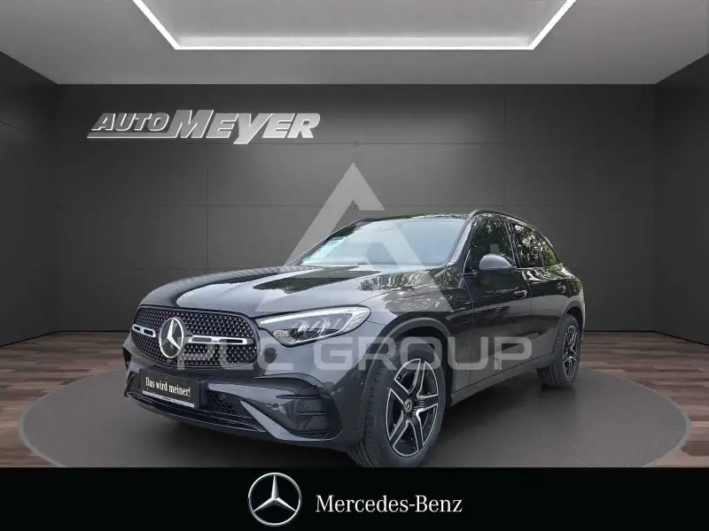 2025 Mercedes Benz GLC 200