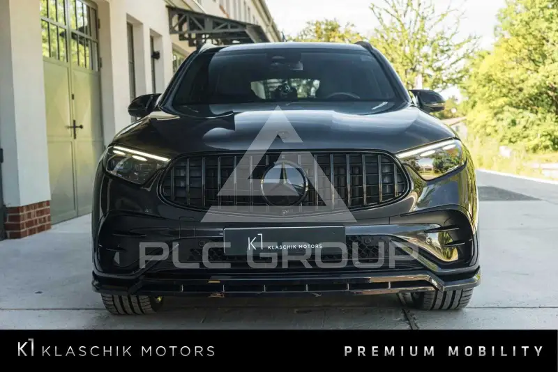 2025 Mercedes Benz GLC 200