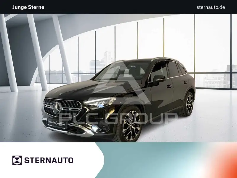 2025 Mercedes Benz GLC 200