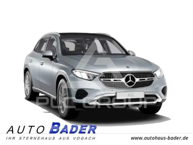 2025 Mercedes Benz GLC 200