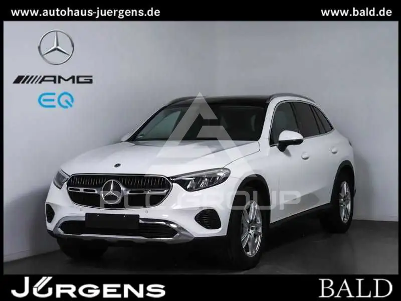 2025 Mercedes Benz GLC 200