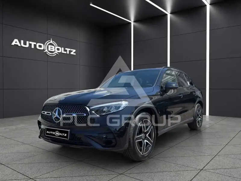2025 Mercedes Benz GLC 200