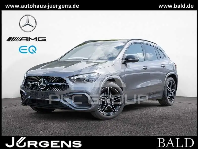 2025 Mercedes Benz GLA 200