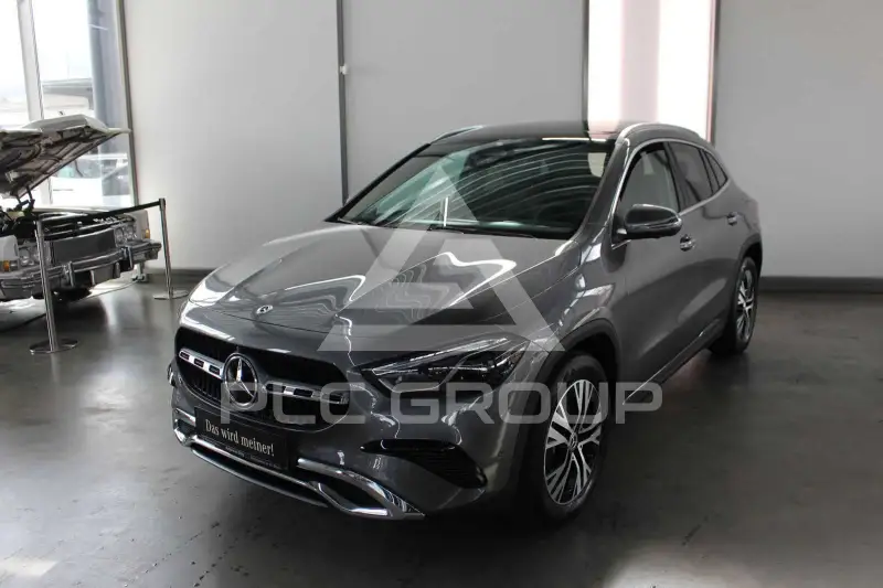 2025 Mercedes Benz GLA 200