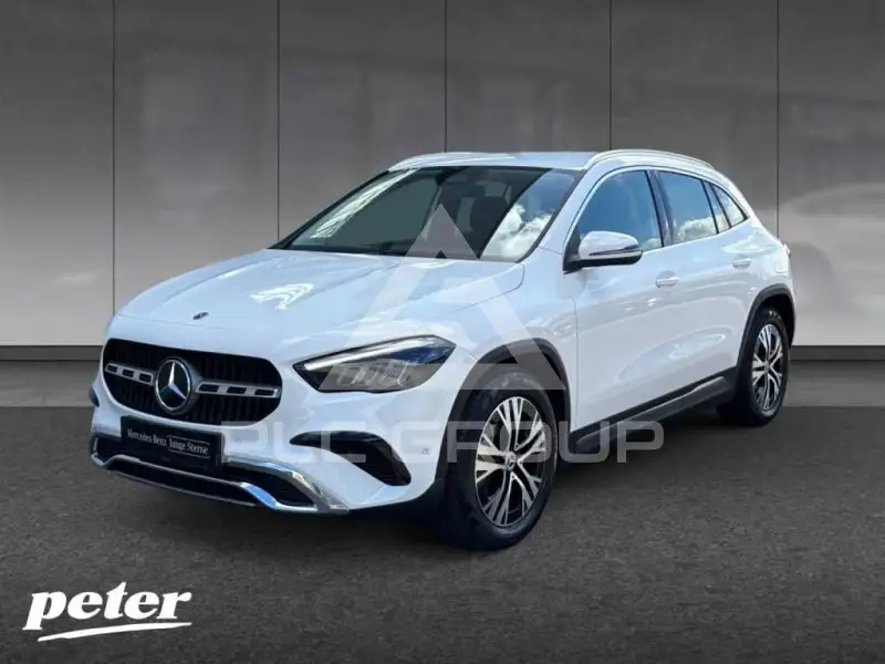 2025 Mercedes Benz GLA 200