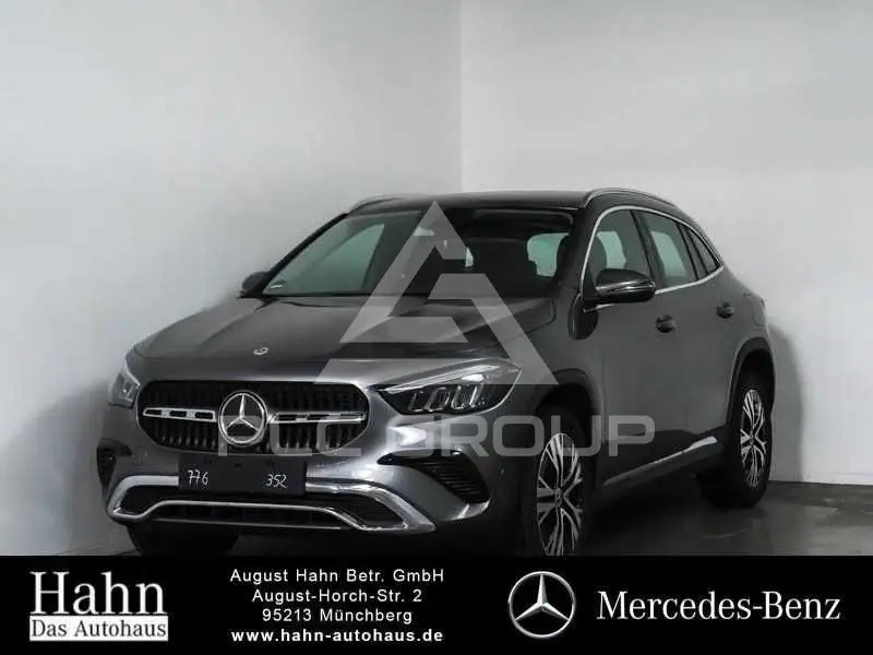 2025 Mercedes Benz GLA 200