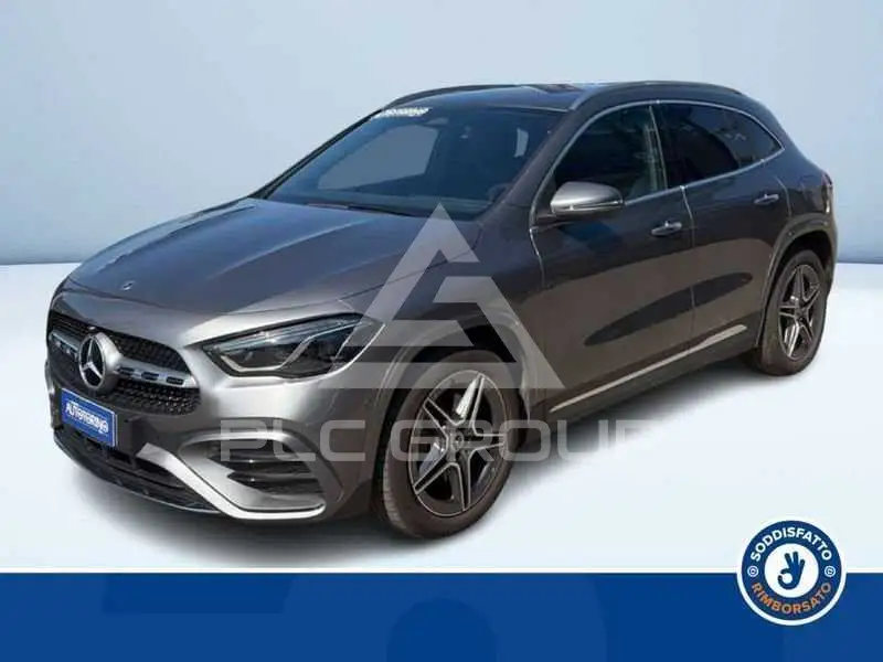 2025 Mercedes Benz GLA 200