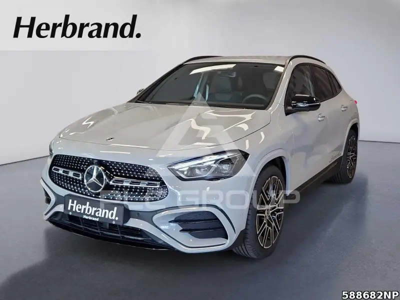 2025 Mercedes Benz GLA 200