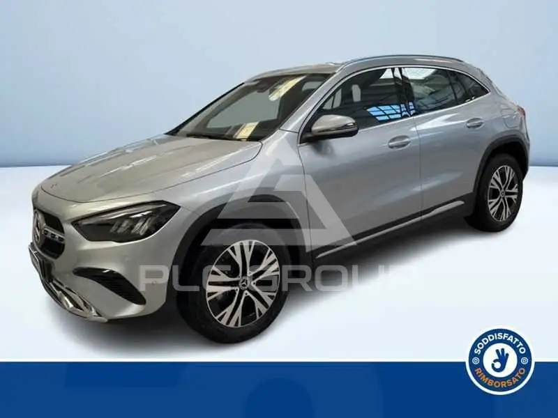 2025 Mercedes Benz GLA 200