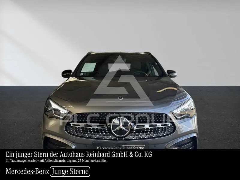 2025 Mercedes Benz GLA 200