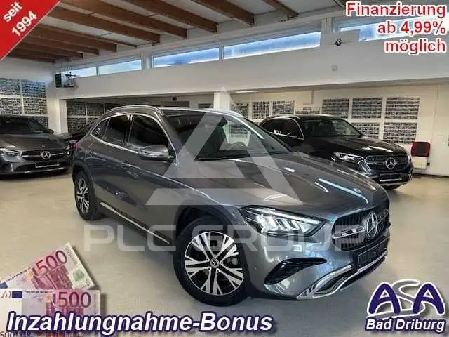 2025 Mercedes Benz GLA 200