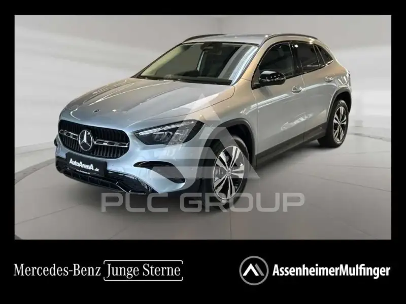 2025 Mercedes Benz GLA 200