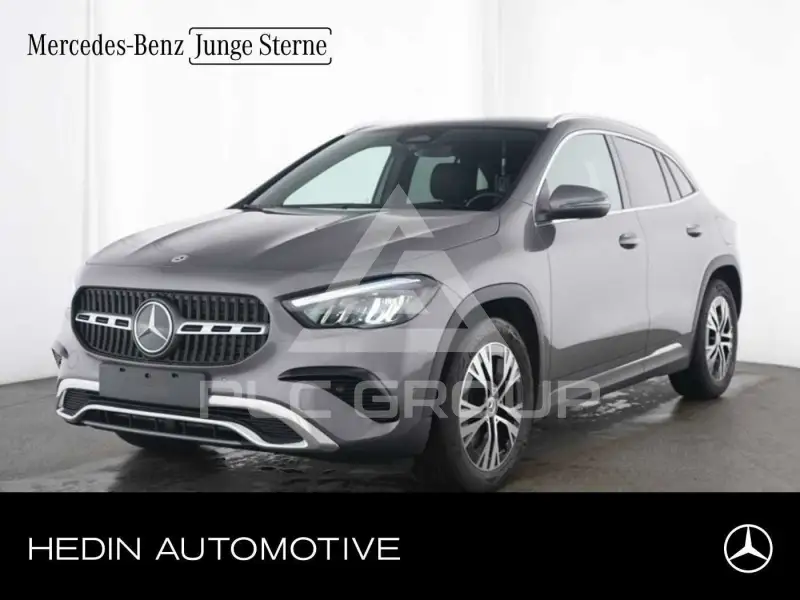 2025 Mercedes Benz GLA 200