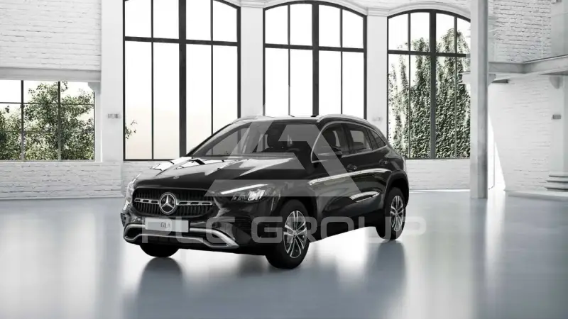 2025 Mercedes Benz GLA 200