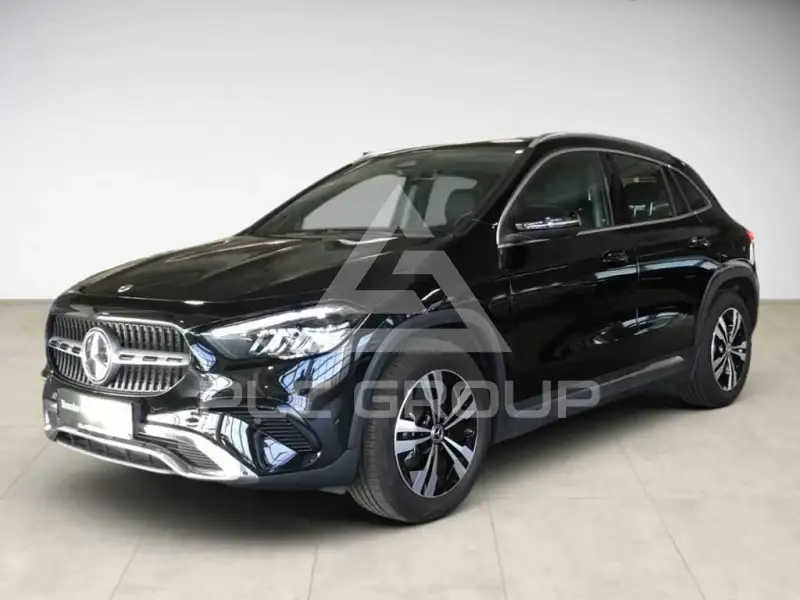 2025 Mercedes Benz GLA 200