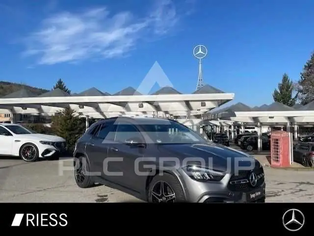 2025 Mercedes Benz GLA 200