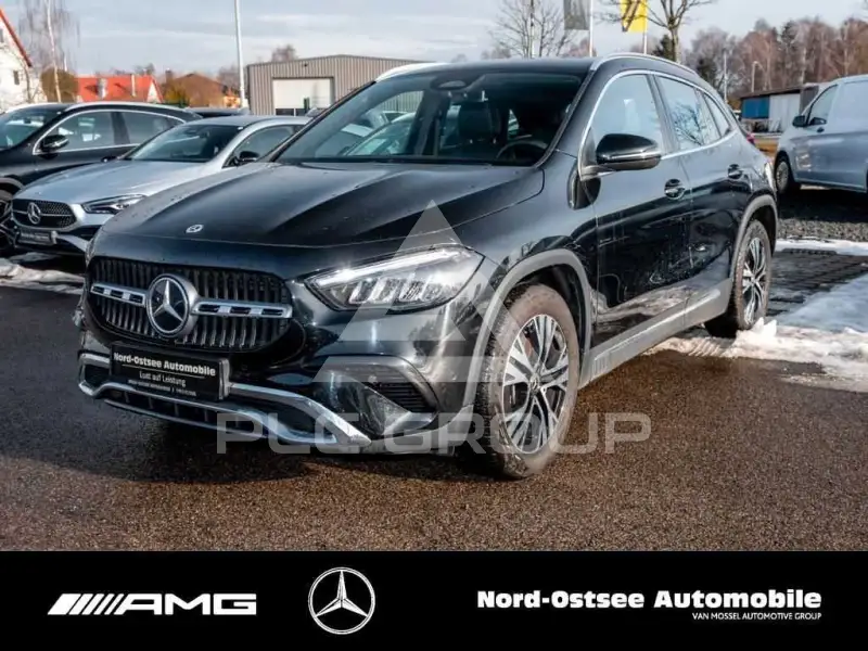2025 Mercedes Benz GLA 200