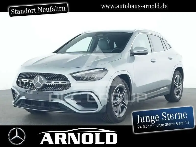2025 Mercedes Benz GLA 200