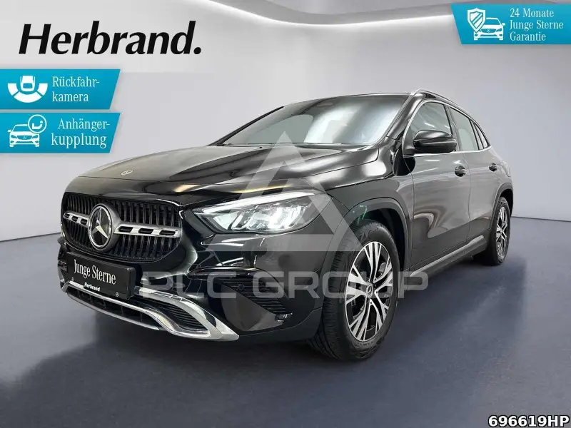 2025 Mercedes Benz GLA 200